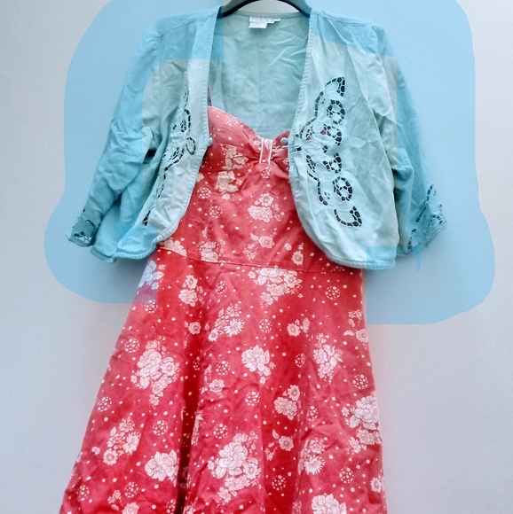 Spaghetti Straps Coral and White 🤍 Floral Sundress 🌷🏵️🌼💮 - Picture 8 of 16